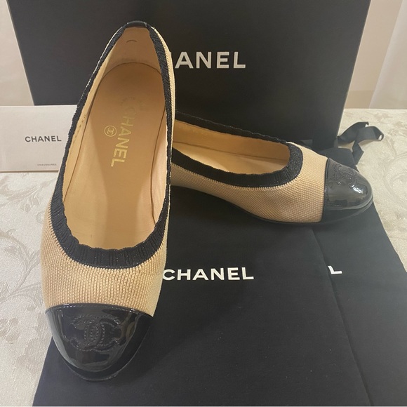 CHANEL Shoes - 🆕 Chanel CC Canvas & Leather Flats 🥿